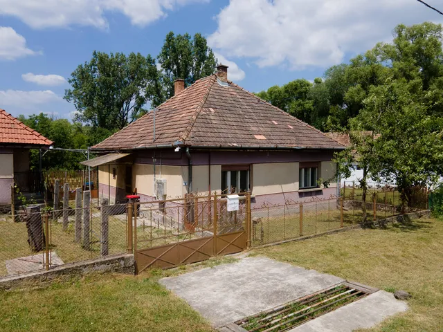 Eladó ház Szanda 72 nm