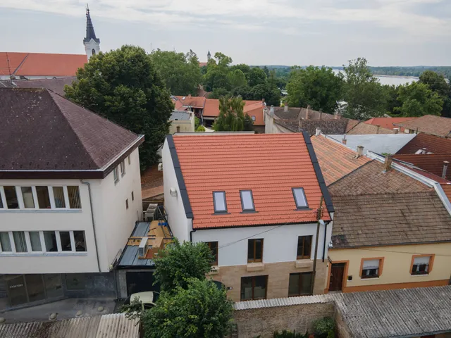 Eladó lakás Vác 34 nm