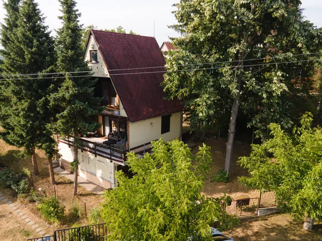 Eladó ház Diósjenő 96 nm