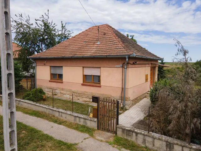 Eladó ház Tereske 58 nm
