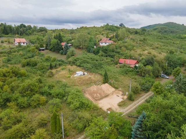Eladó telek Kétbodony 900 nm