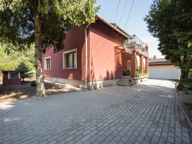 Eladó ház Érd 170 nm