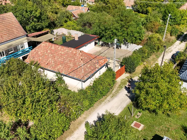 Eladó ház Diósjenő 68 nm