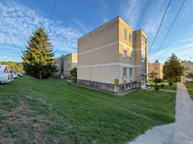 Eladó lakás Rétság 58 nm