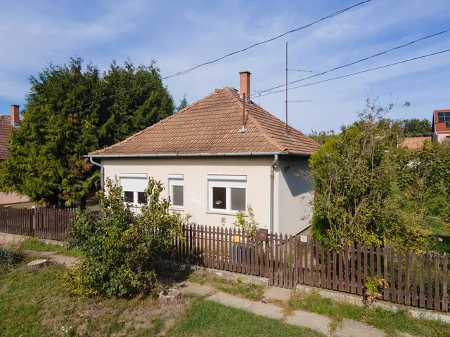 Eladó ház Érsekvadkert 60 nm