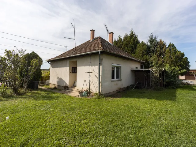 Eladó ház Érsekvadkert 60 nm