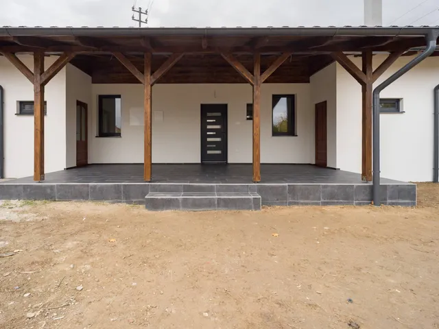 Eladó ház Érsekvadkert 80 nm