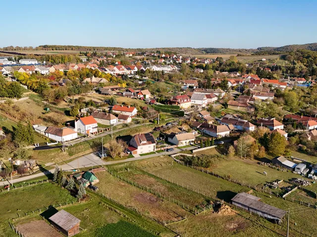 Eladó telek Berkenye 889 nm