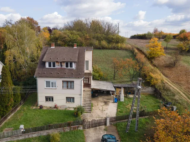 Eladó ház Rétság 189 nm