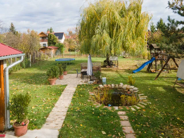 Eladó ház Rétság 242 nm