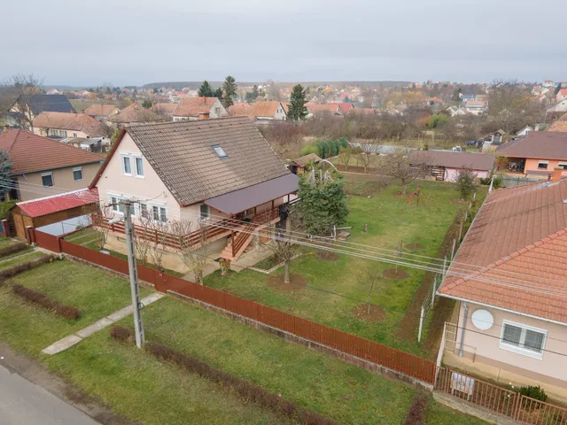 Eladó ház Érsekvadkert 182 nm