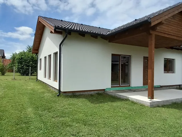 Eladó ház Balatonmáriafürdő 77 nm