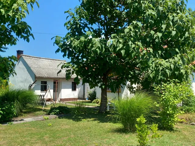 Eladó ház Balatonkeresztúr 57 nm