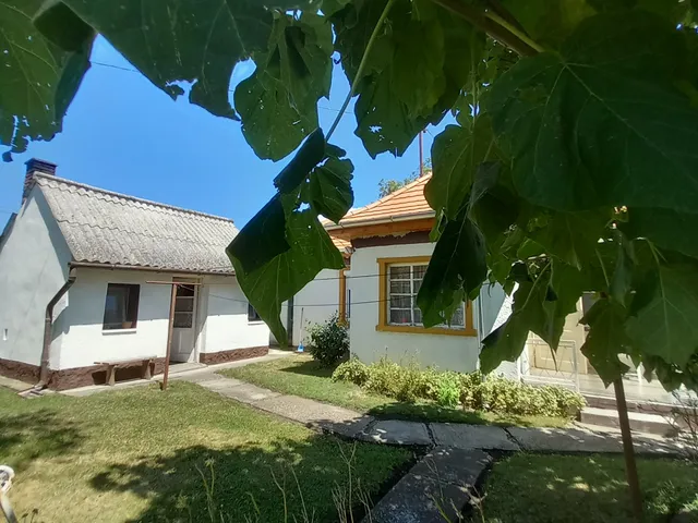 Eladó ház Balatonkeresztúr 57 nm