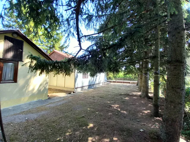 Eladó nyaraló Balatonkeresztúr 64 nm