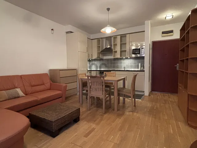 Eladó lakás Budapest VI. kerület 43 nm