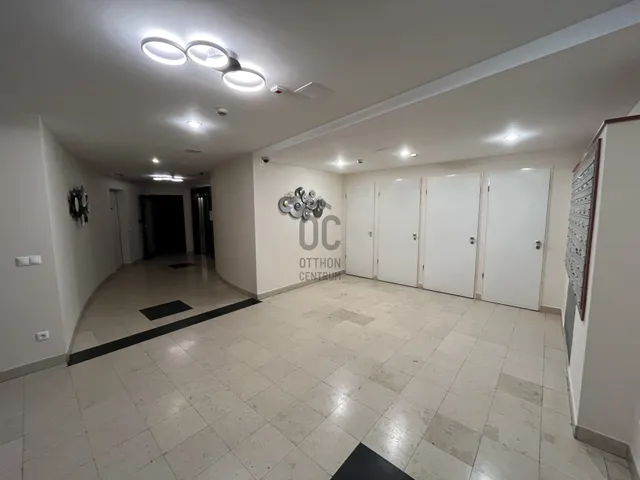 Eladó garázs Budapest VI. kerület 14 nm