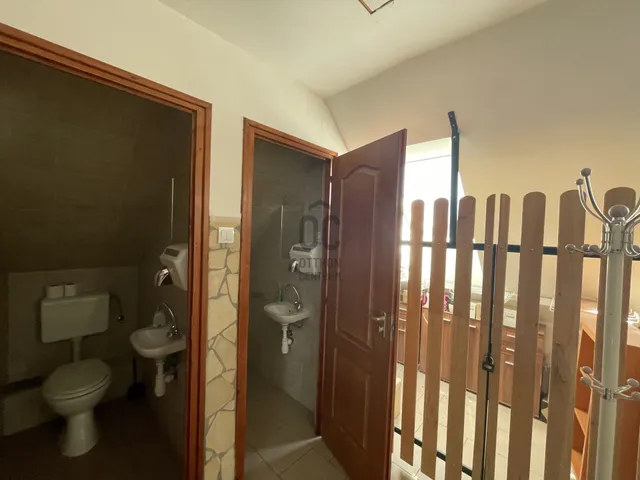 Kiadó kereskedelmi és ipari ingatlan Budapest XVIII. kerület, Rendessytelep 60 nm