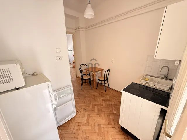 Kiadó lakás Budapest VI. kerület 34 nm
