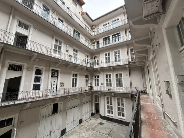 Eladó lakás Budapest VIII. kerület, Palotanegyed 33 nm