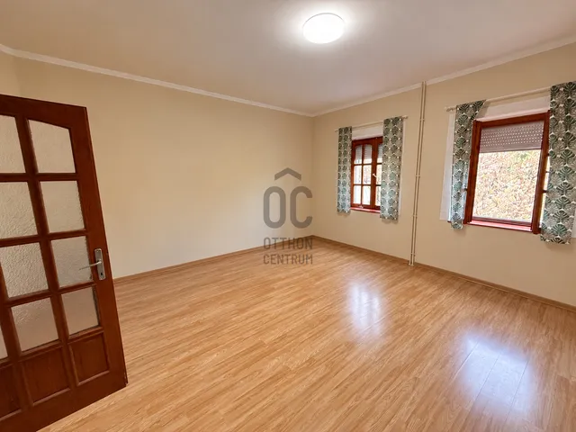 Kiadó ház Budapest XVIII. kerület, Bókaytelep 70 nm