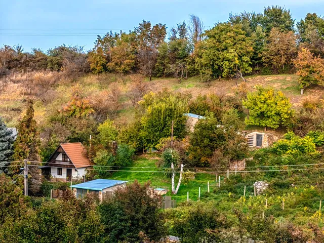 Eladó telek Pécs 1438 nm