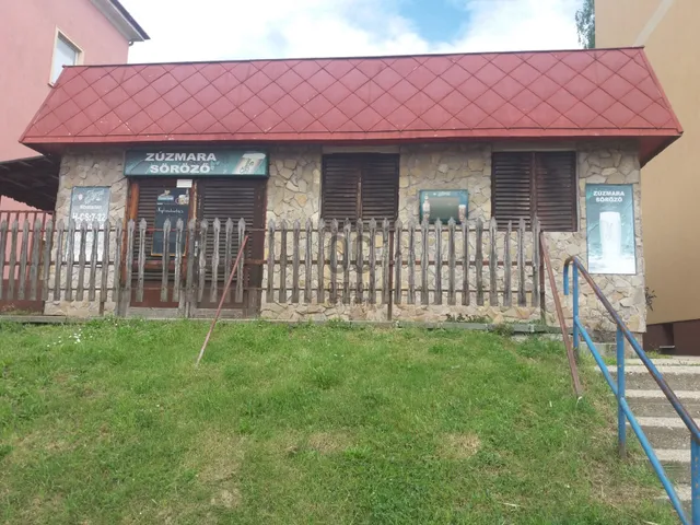 Eladó kereskedelmi és ipari ingatlan Kömlő 118 nm