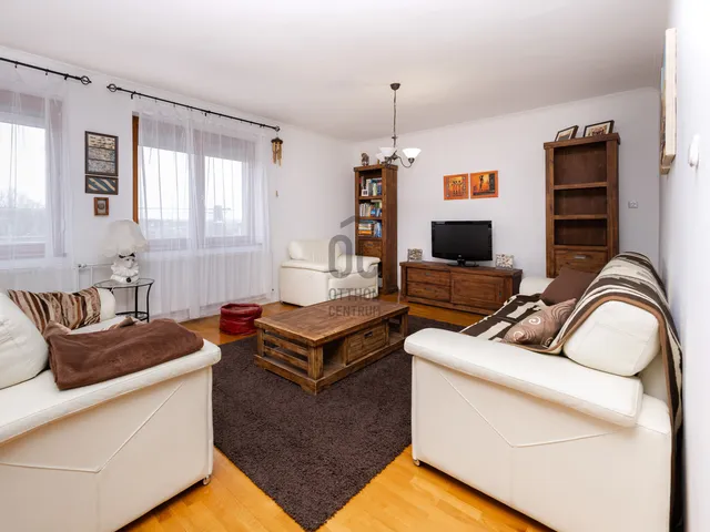 Eladó ház Pécs 198 nm