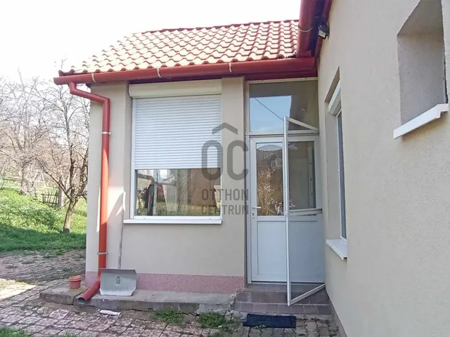 Eladó ház Pécs, Vasas 100 nm