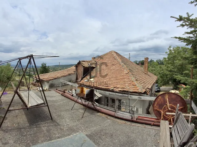 Eladó telek Pécs 1019 nm