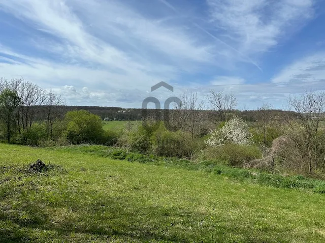 Eladó telek Kaposvár 15700 nm