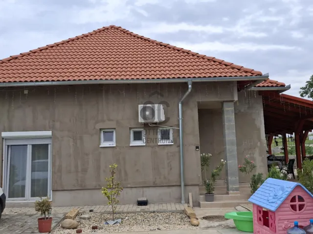 Eladó ház Pécs 130 nm