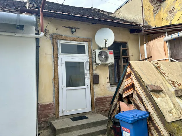 Eladó lakás Kaposvár, Belváros 25 nm