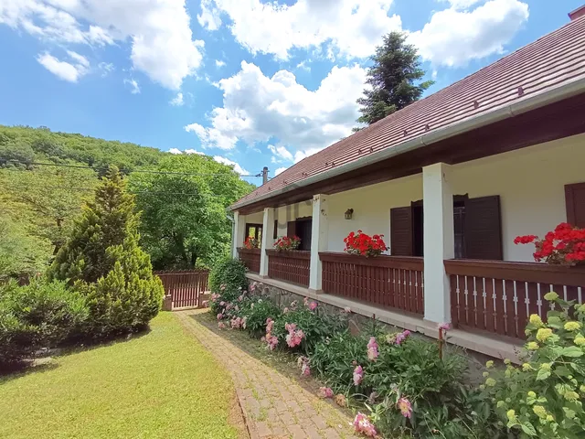 Eladó ház Hosszúhetény 90 nm