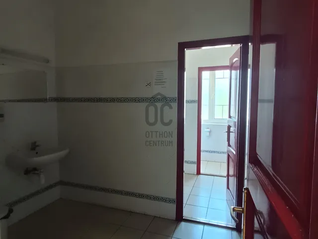 Kiadó kereskedelmi és ipari ingatlan Mohács 14 nm