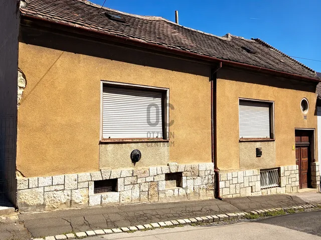 Eladó ház Pécs, Ledina 98 nm