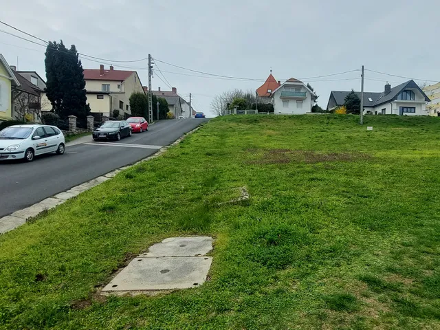 Eladó telek Hévíz 450 nm