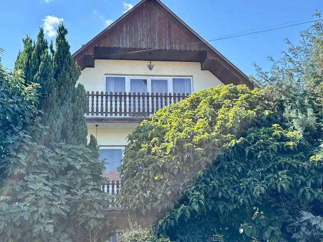 Eladó ház Zalaapáti 295 nm