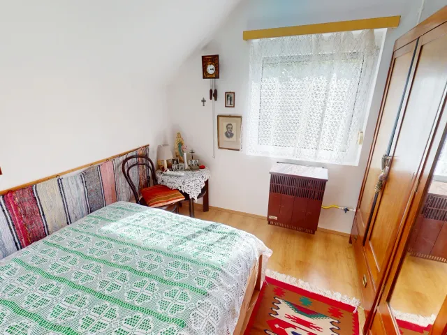 Eladó nyaraló Vonyarcvashegy 80 nm