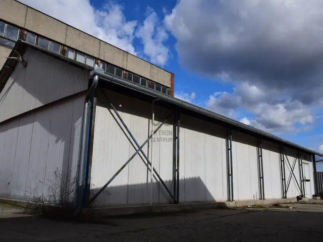 Eladó kereskedelmi és ipari ingatlan Nagykőrös 861 nm
