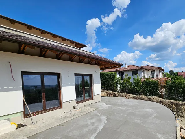 Eladó ház Szentendre 300 nm