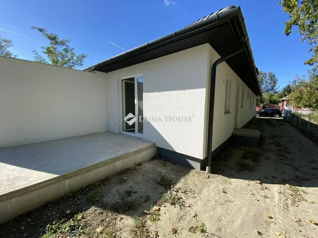 Eladó ház Kimle 75 nm