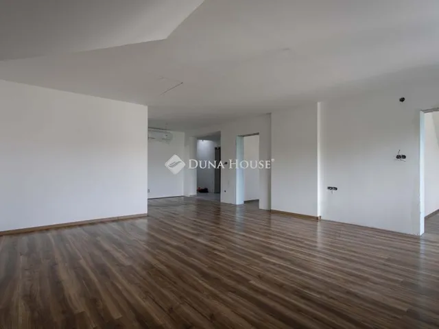 Eladó lakás Mosonmagyaróvár 93 nm