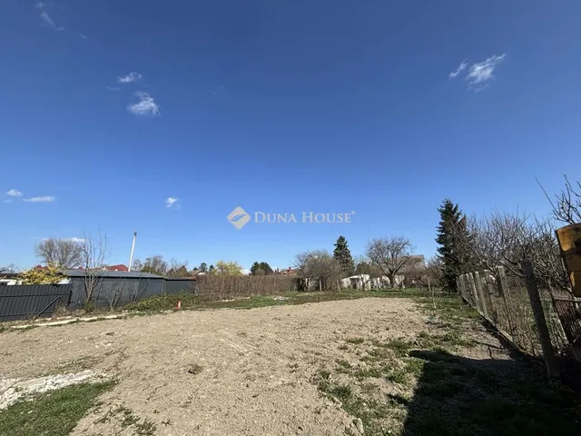 Eladó telek Mosonmagyaróvár 550 nm