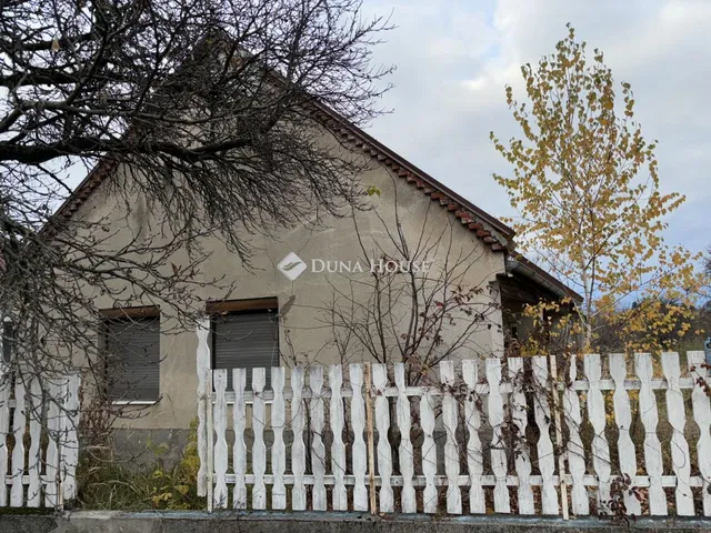 Eladó ház Tés 60 nm