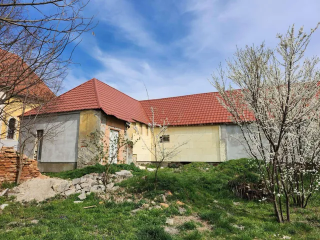Eladó ház Hédervár 150 nm