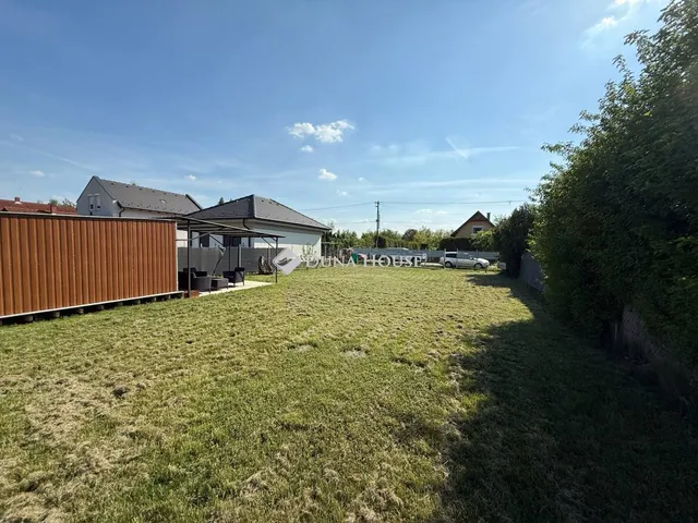 Eladó telek Ásványráró 450 nm