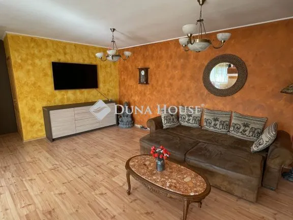 Eladó lakás Győr 70 nm