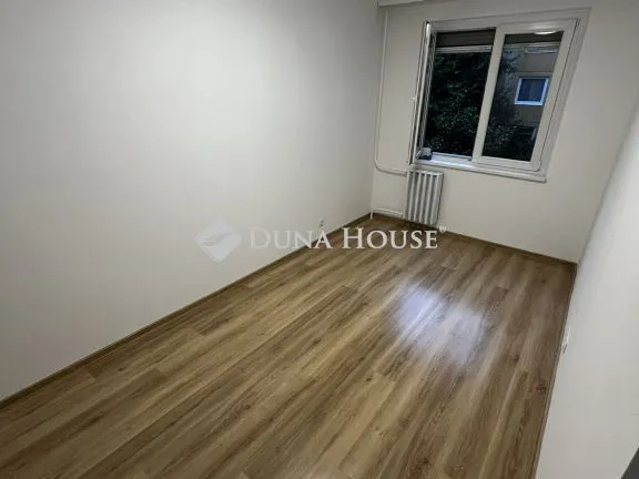 Eladó lakás Győr 49 nm