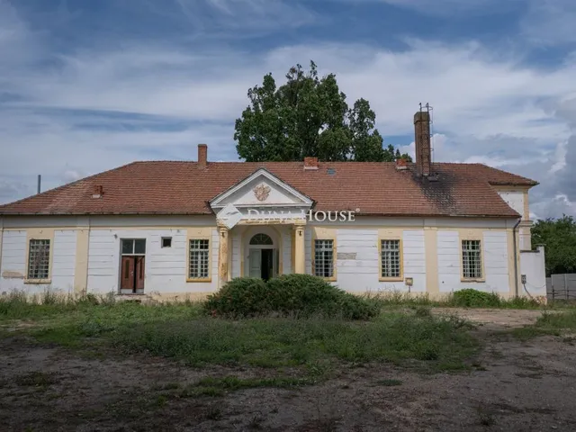 Eladó ház Farád 965 nm
